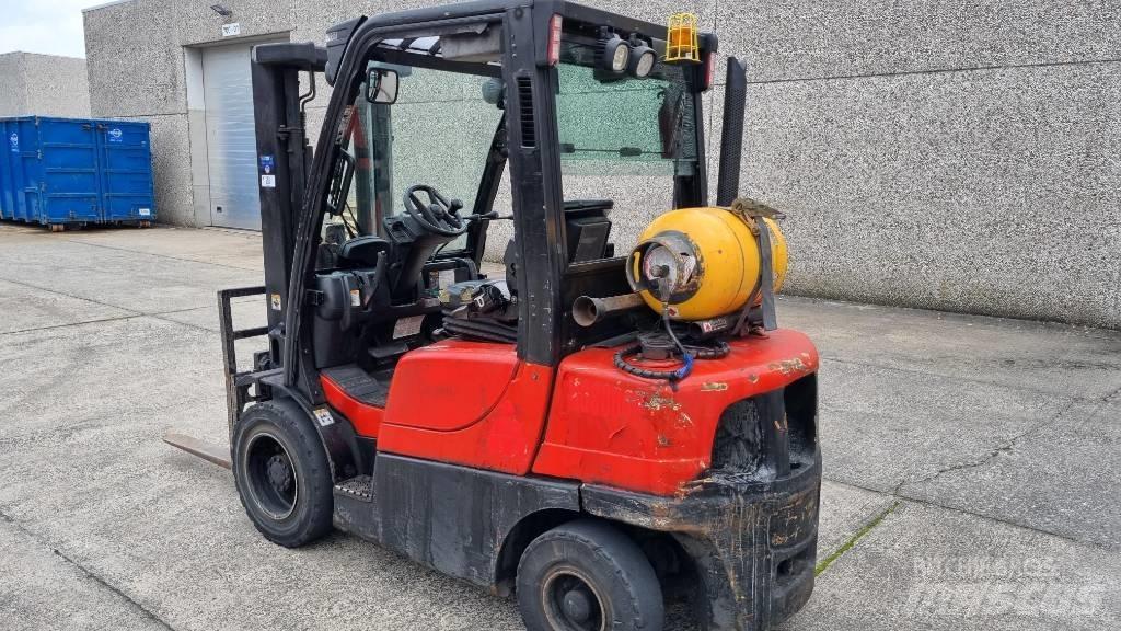 Hyster H 3.00 FT LPG trucks