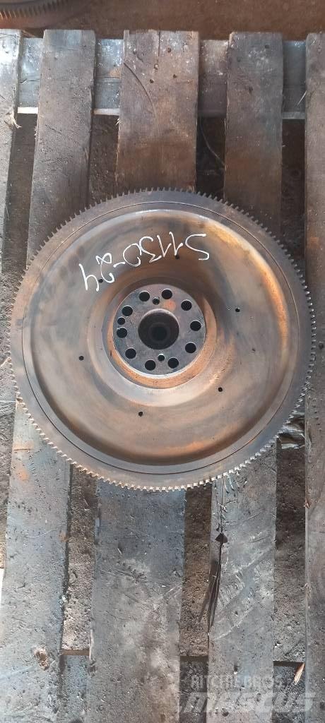 Scania R 440.   1805086 Engines