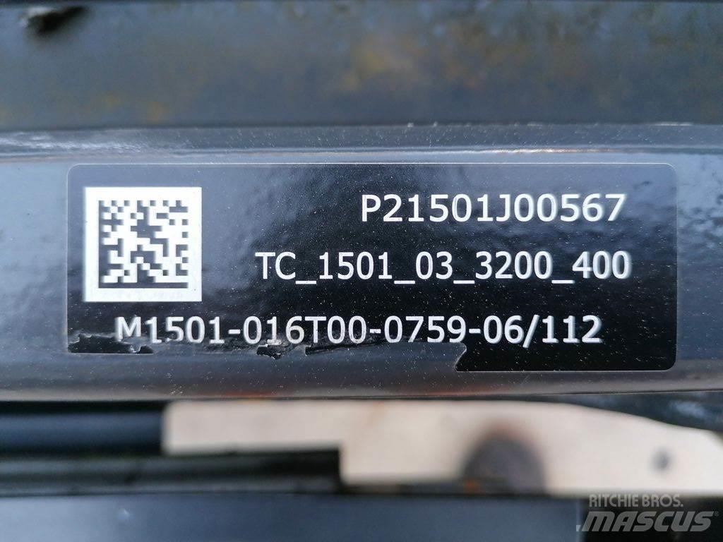  Mast M1501 Other