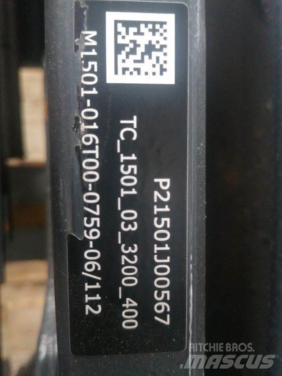  Mast M1501 Other