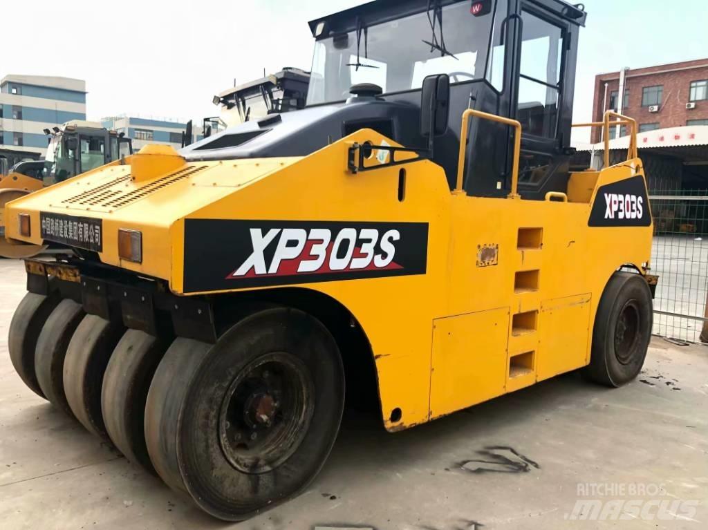XCMG XP303 Pneumatic tired rollers