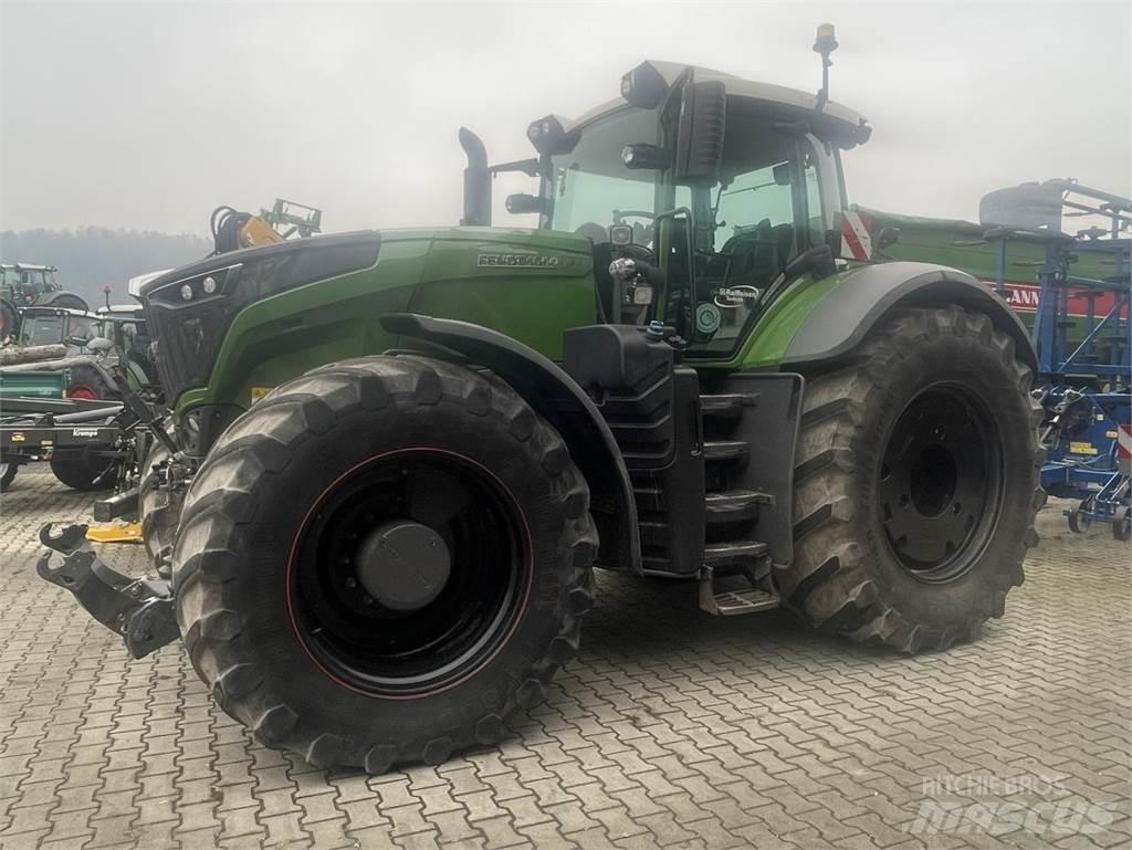 Fendt 1050 Vario Tractors