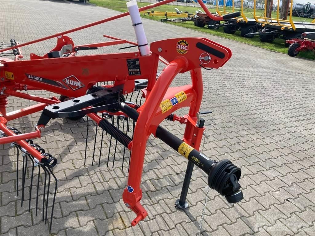 Kuhn GA 4201 Swathers