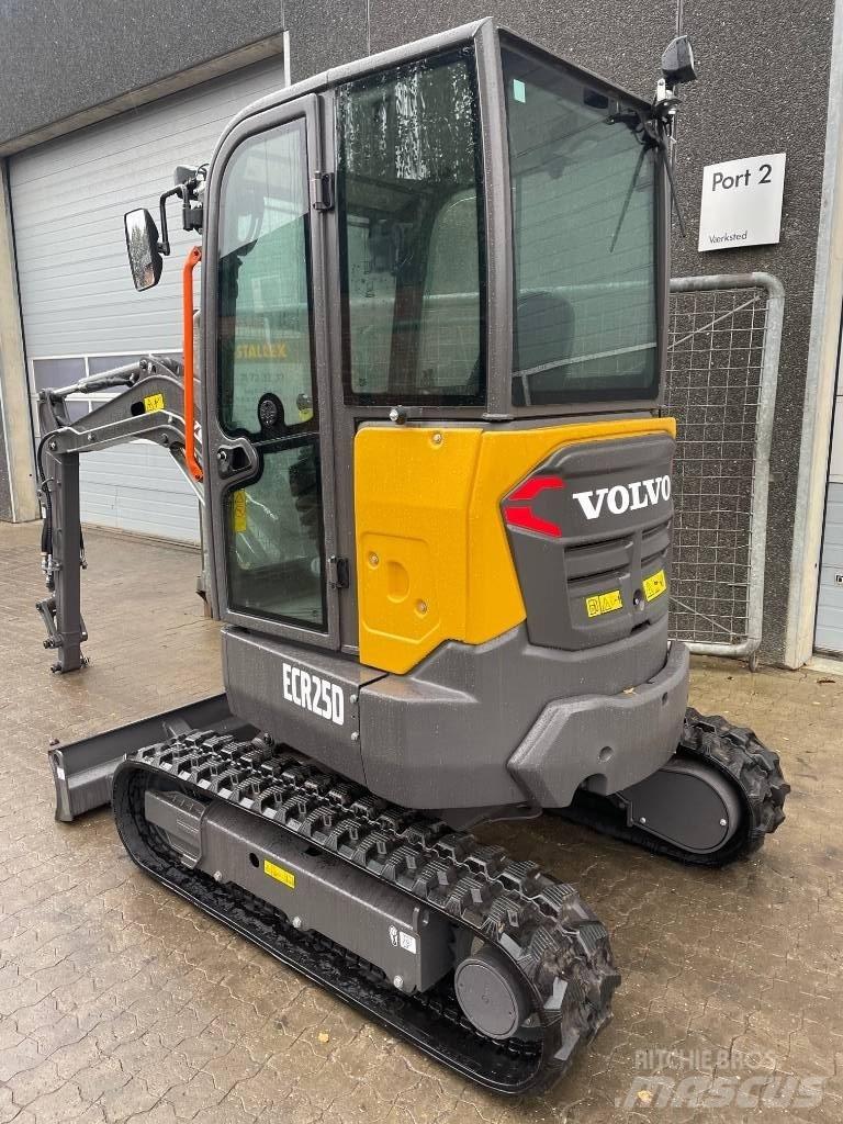 Volvo ECR25D Mini excavators < 7t (Mini diggers)