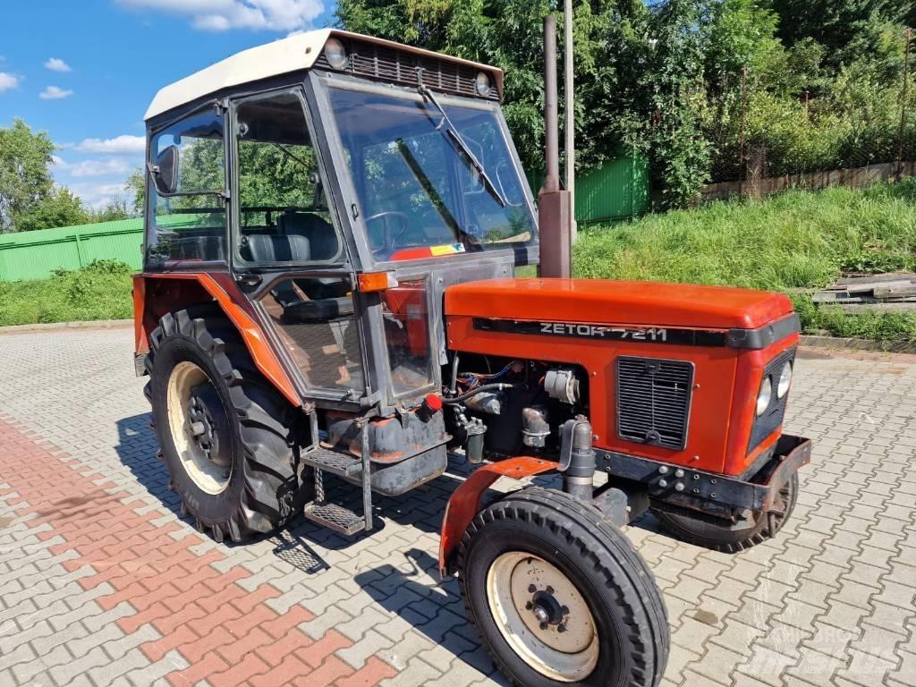 Zetor 7211 Tractors