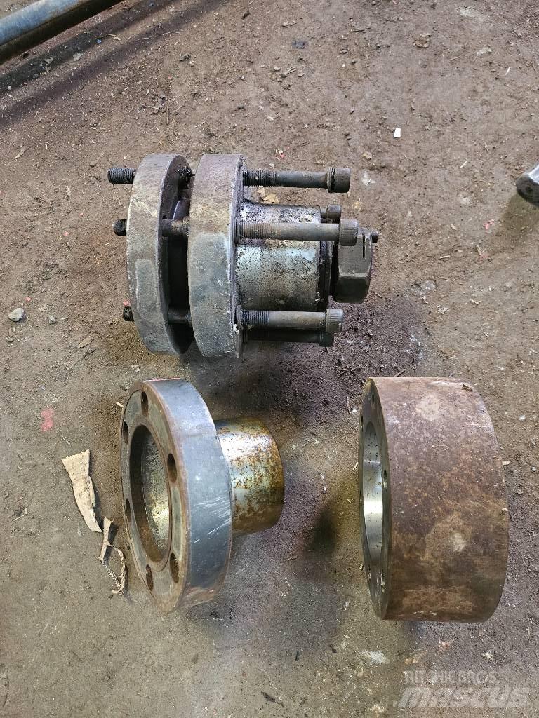  Ukjent 2000 Harvester heads