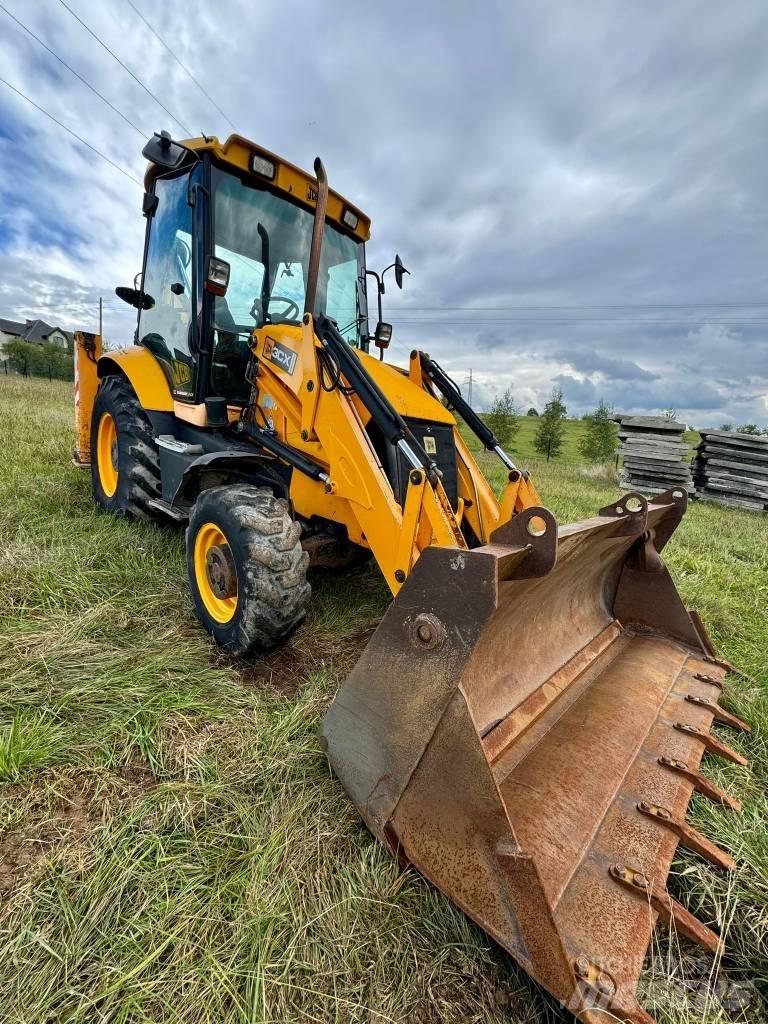 JCB 3CX Backhoe