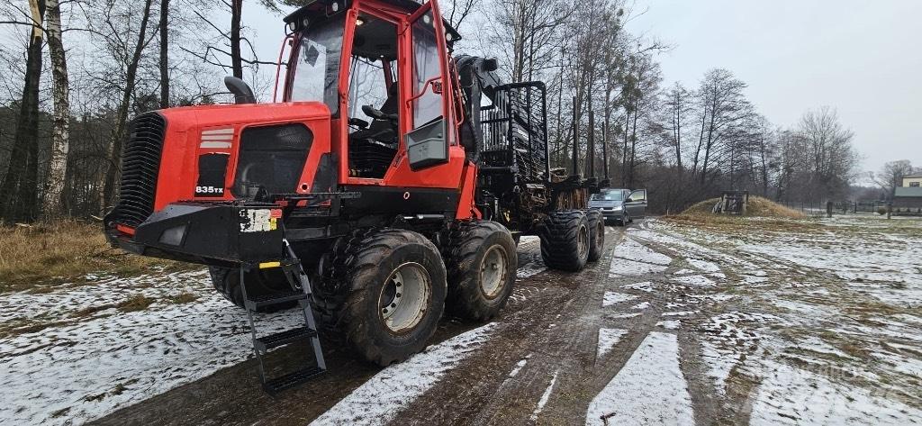 Komatsu 835 Forwarders
