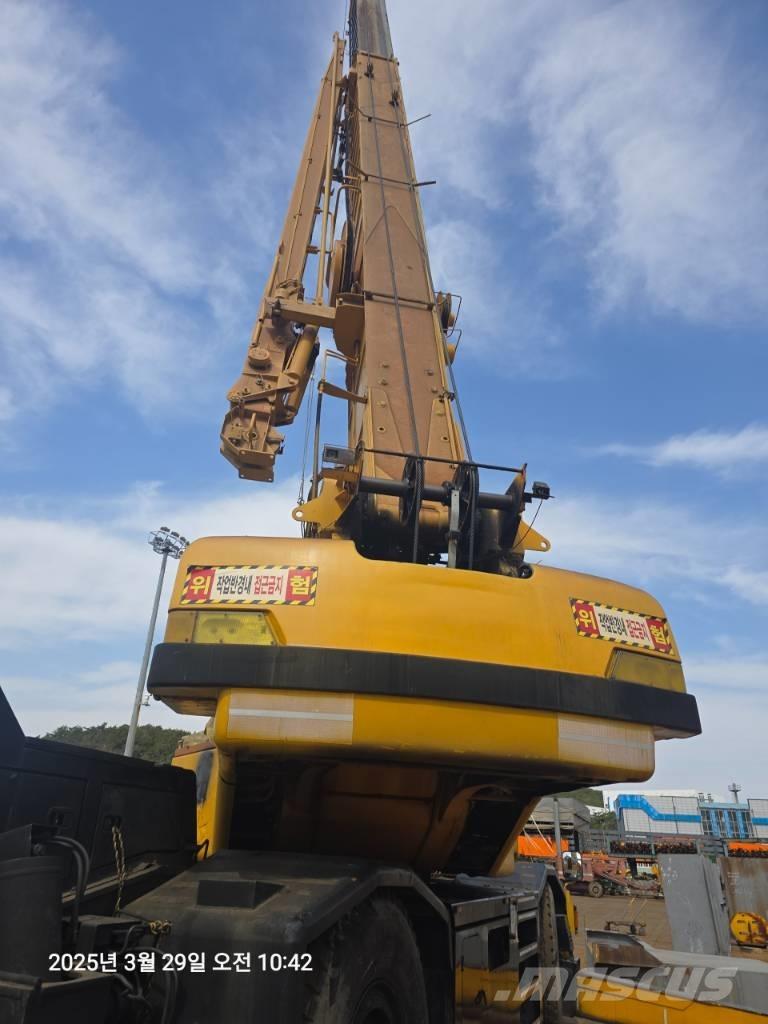 Kobelco RK 450 Rough terrain cranes