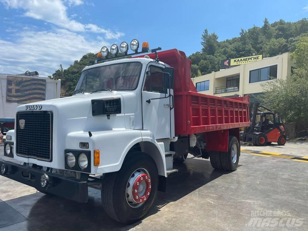 Volvo N10 ST Tipper trucks