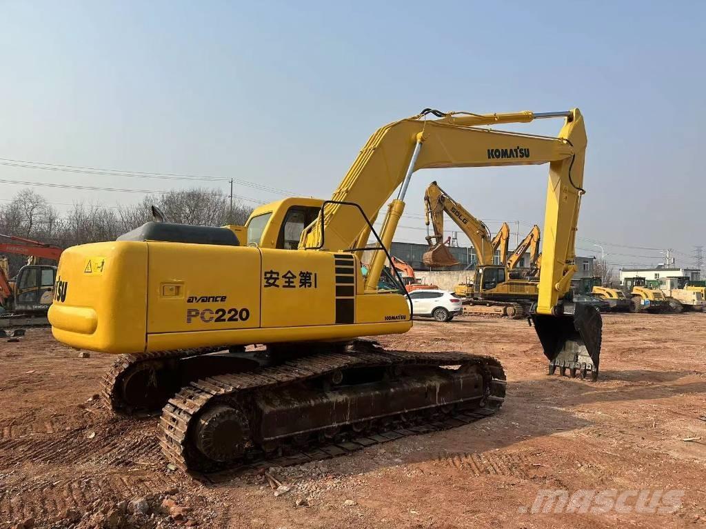Komatsu PC 220 Crawler excavators