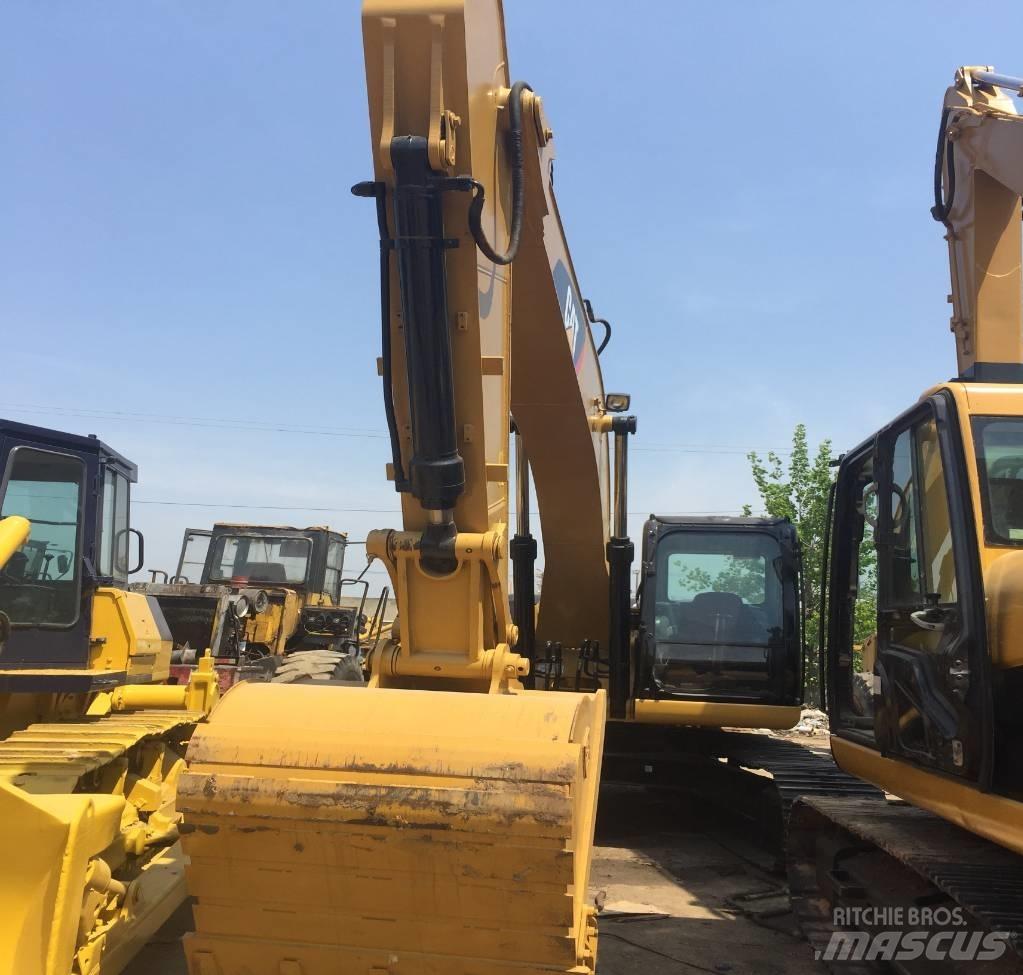 CAT 320 D Crawler excavators