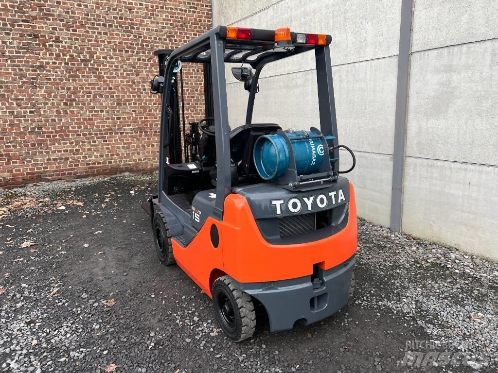 Toyota 02-8 FGF 15 LPG trucks