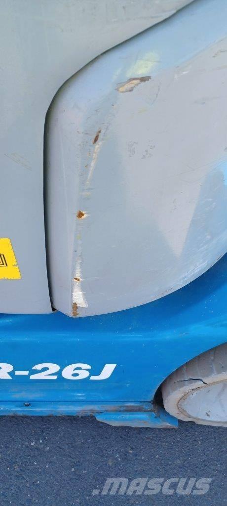 GENIE GR26J Used Personnel lifts and access elevators