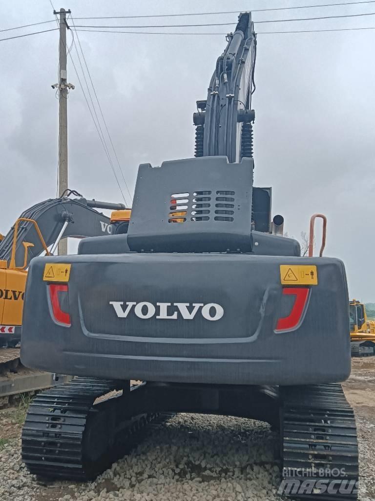 Volvo EC 240 Crawler excavators