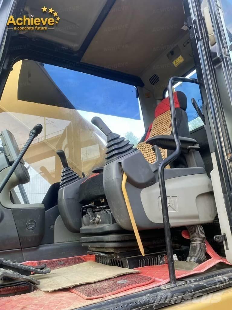 CAT 336D2 Crawler excavators