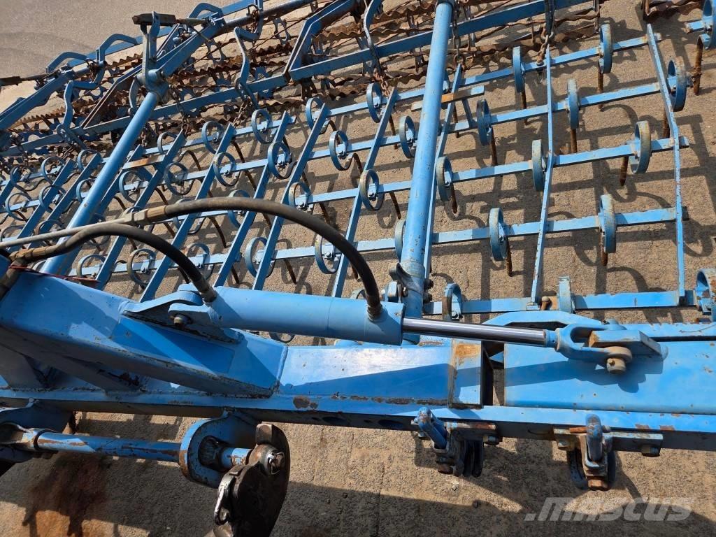Lemken Koralle 4/560 Cultivators