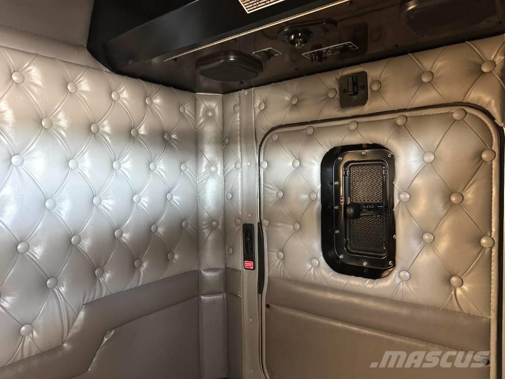 Kenworth T800 Prime Movers