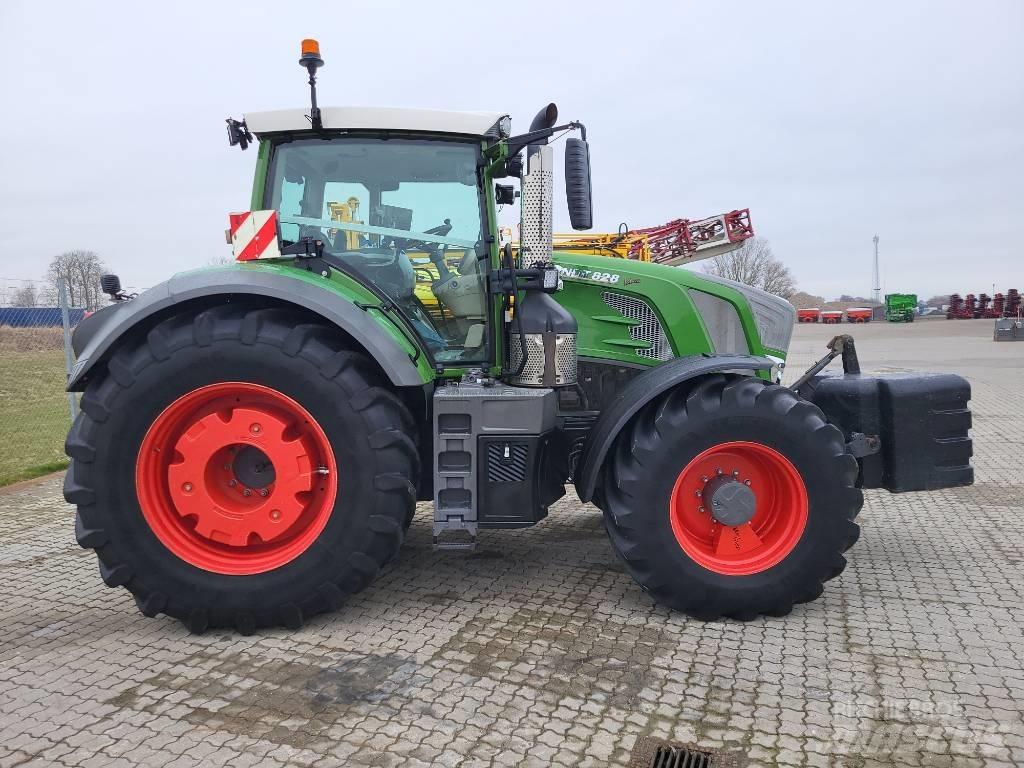 Fendt 828 Vario Tractors