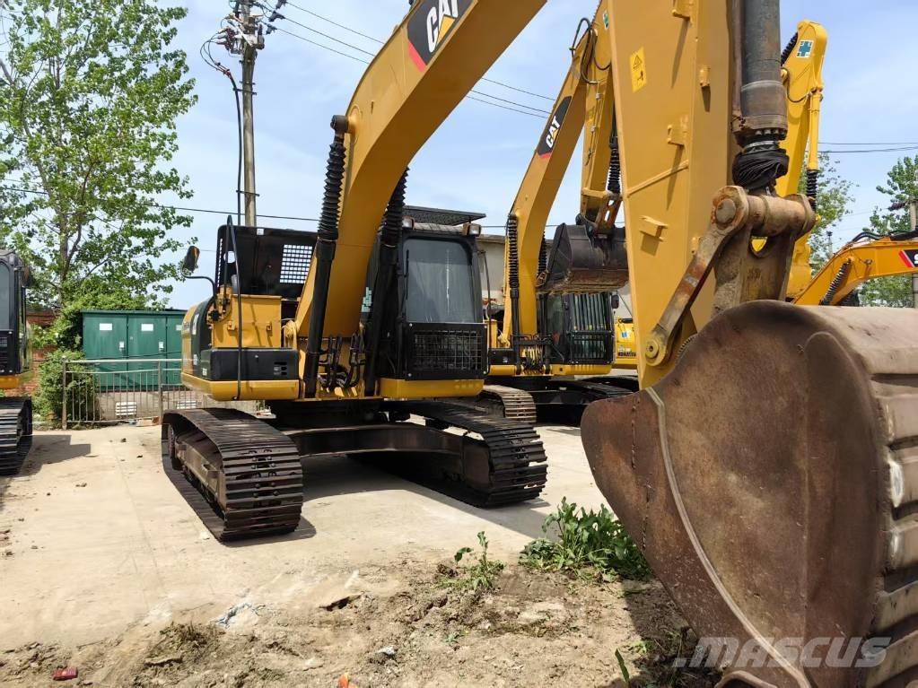 CAT 323 D Crawler excavators