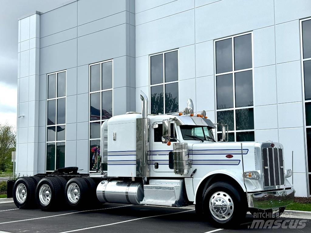 Peterbilt 389 Prime Movers