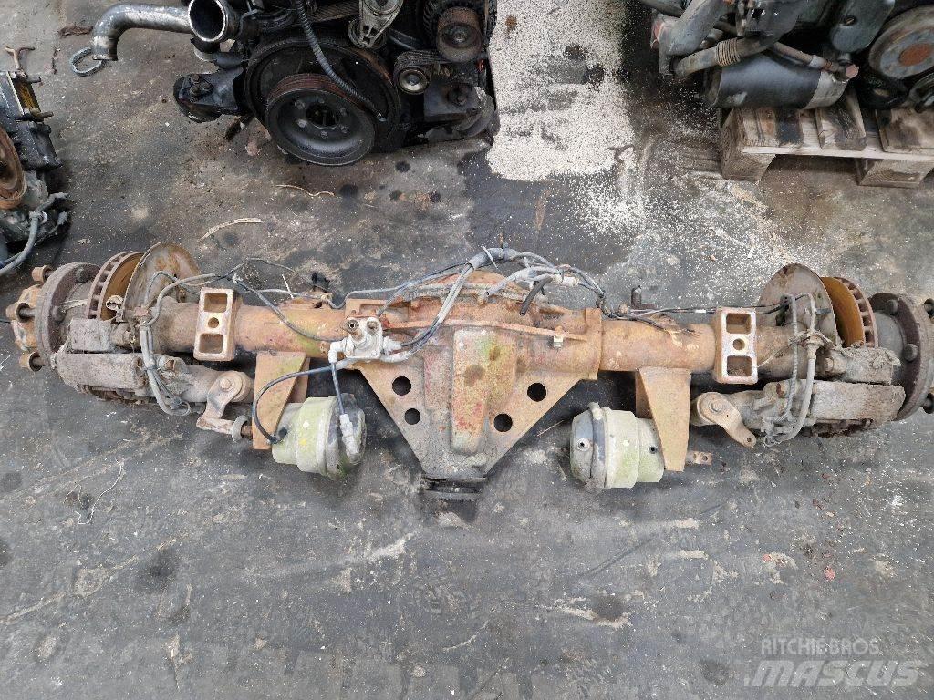 Iveco ML75E15 Axles