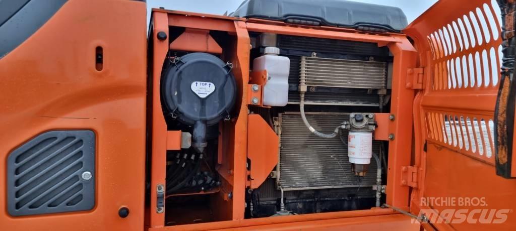 Doosan DX 140 LC-3 Crawler excavators