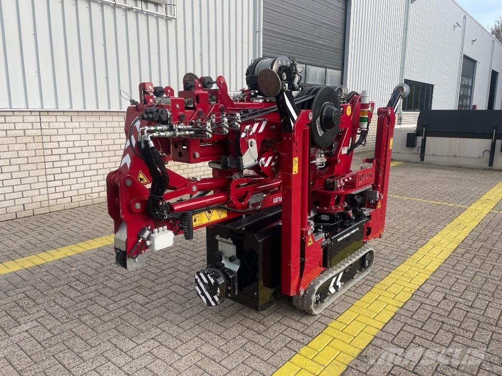 Hoeflon C 4 E Mini cranes