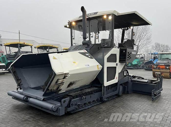 Volvo P 7820C Asphalt pavers