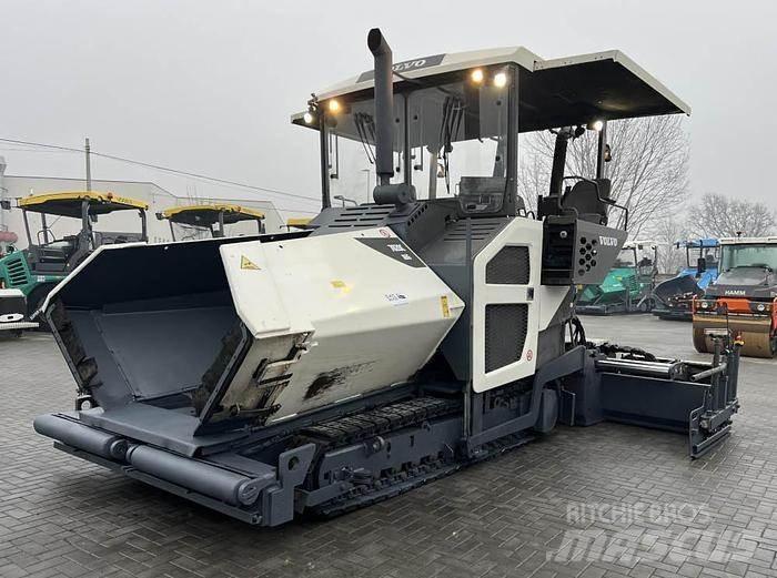 Volvo P 7820C Asphalt pavers