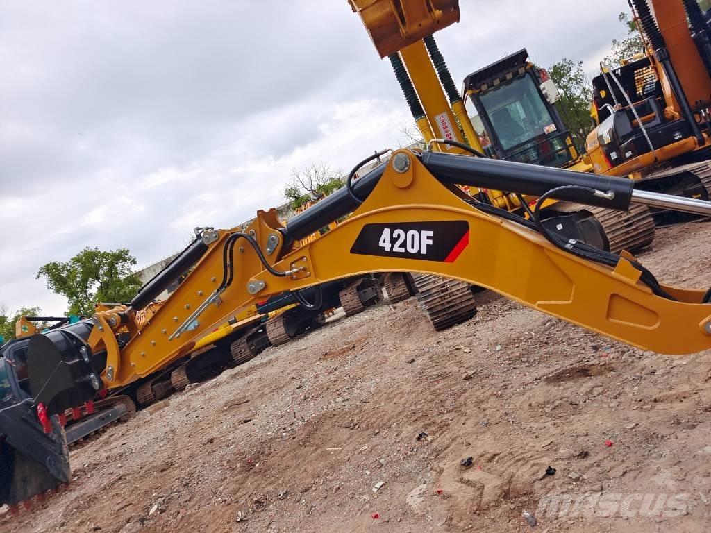 CAT 420 F Backhoe