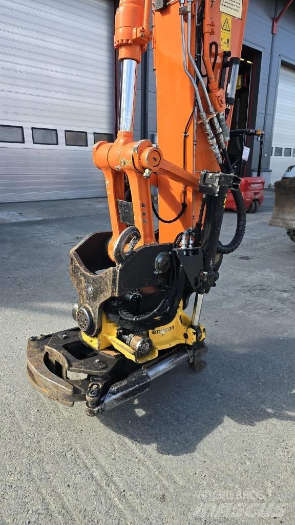 Hitachi ZX 170 W-5 Wheeled excavators