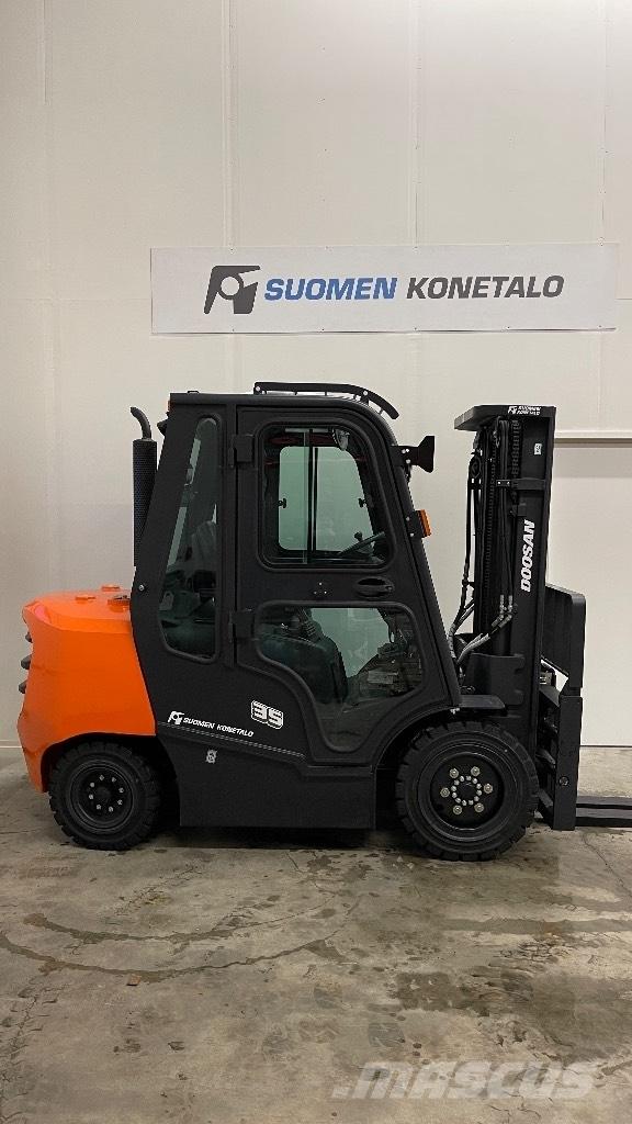 Doosan D35NXP Diesel trucks