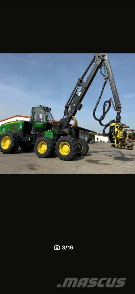 John Deere 1270E Harvesters