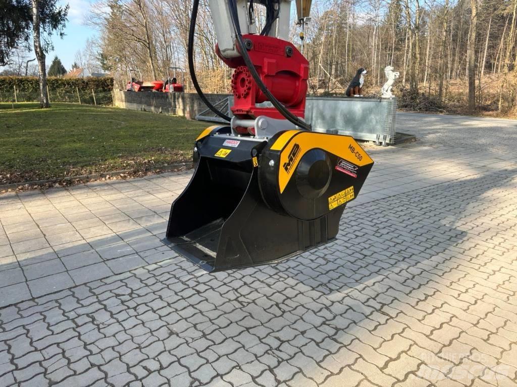 MB Crusher C 50 S4 Crushing buckets