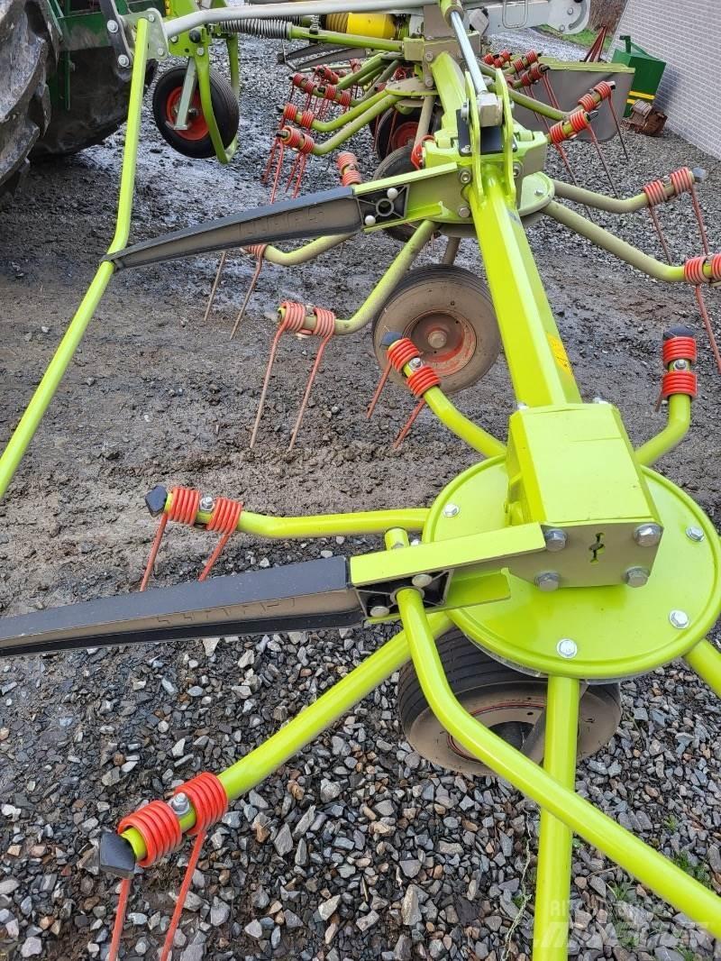 CLAAS Volto 800 Farm machinery
