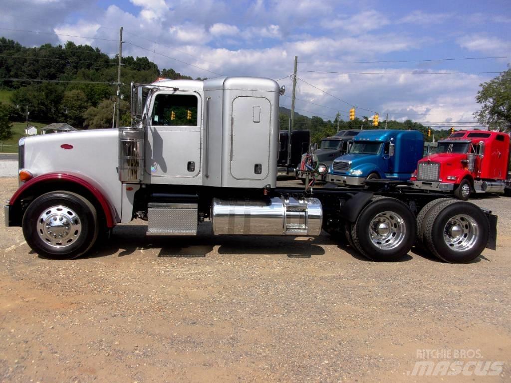 Peterbilt 367 Prime Movers