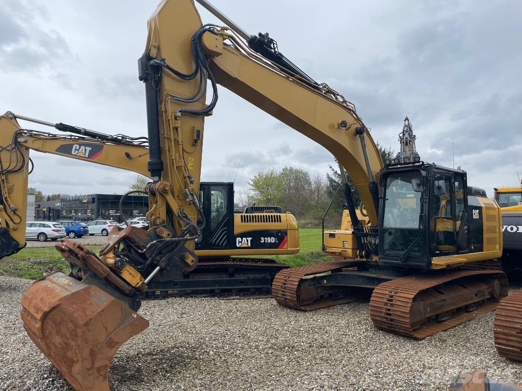 CAT 323FL Crawler excavators