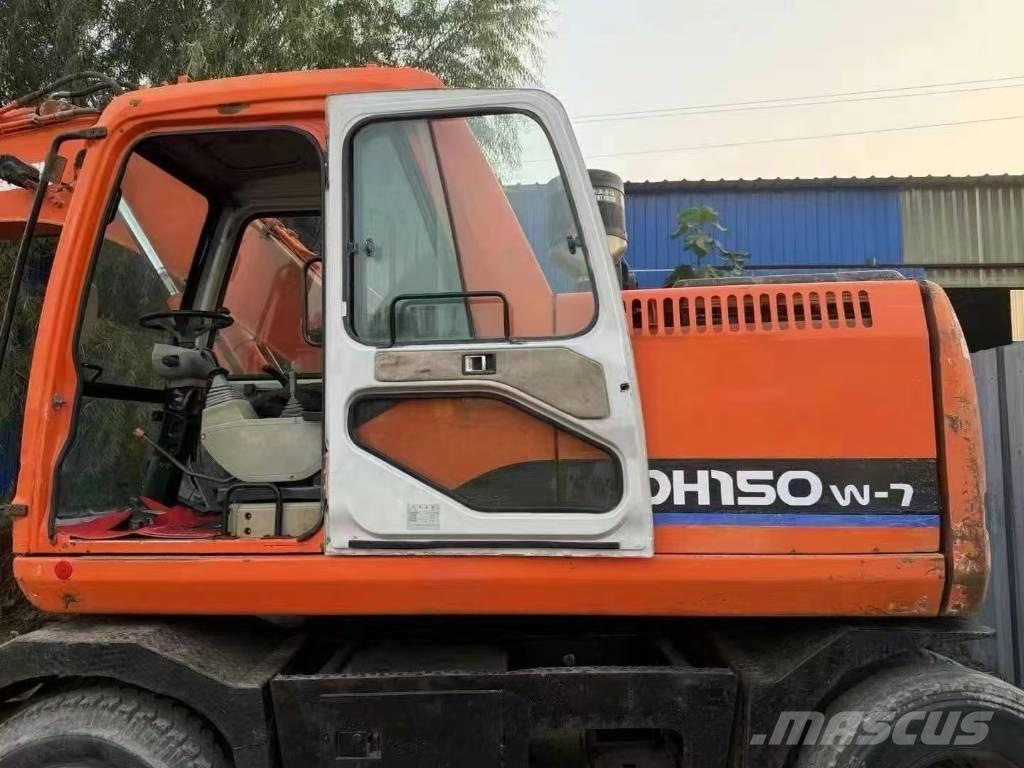 Doosan DH150W Wheeled excavators