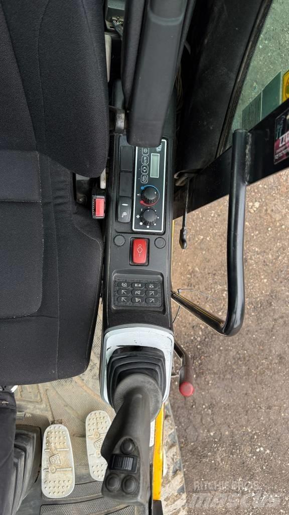 JCB JS175 Wheeled excavators
