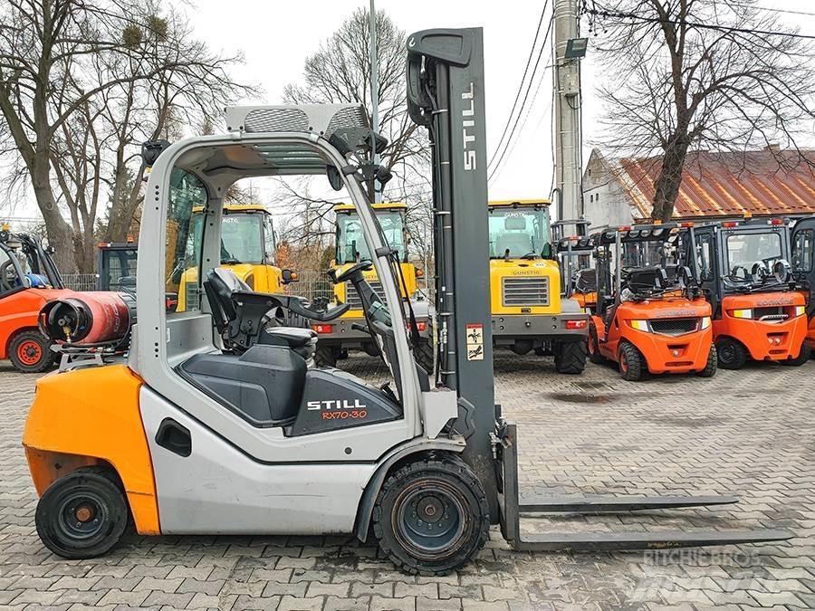 Still RX70-30T LPG trucks