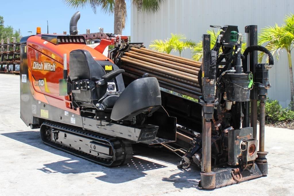 Ditch Witch JT10 Horizontal drilling rigs