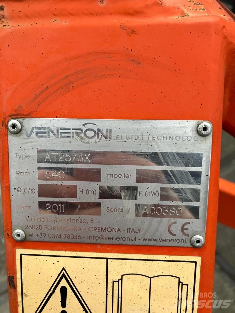 Veneroni AT25/3X Irrigation pumps