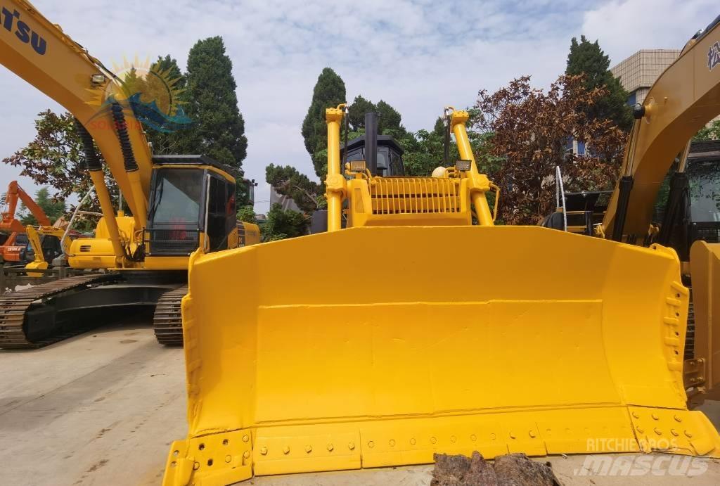 Komatsu D 155 AX Crawler dozers