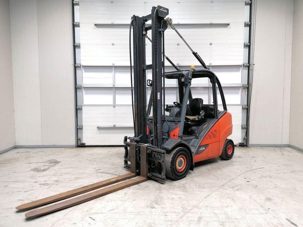Linde H35D-02 Diesel trucks
