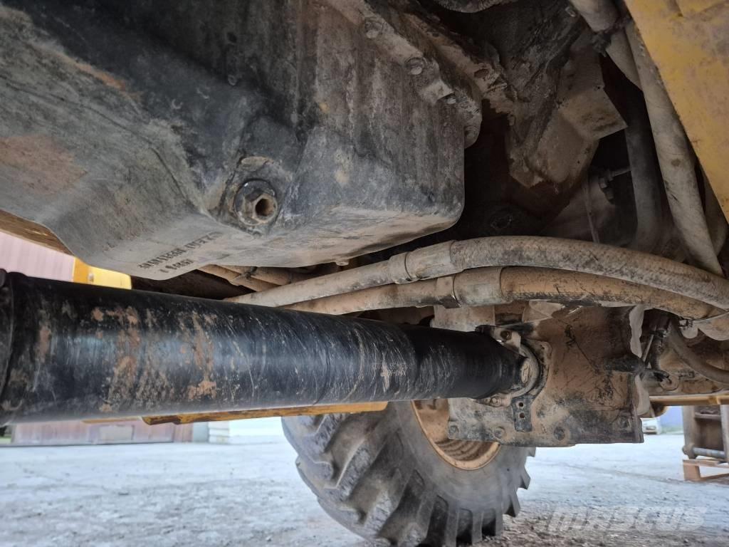 New Holland LB 110 B Backhoe