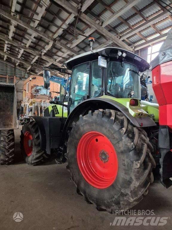 CLAAS Arion 610 CIS Tractors