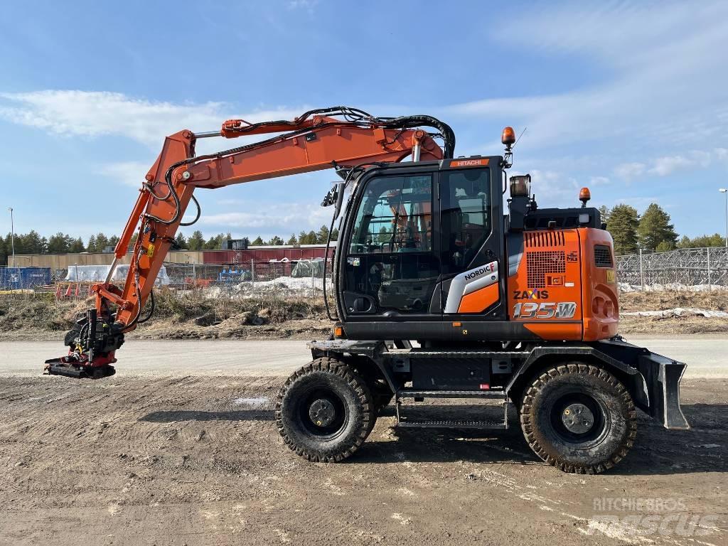Hitachi ZX135W-7 Wheeled excavators