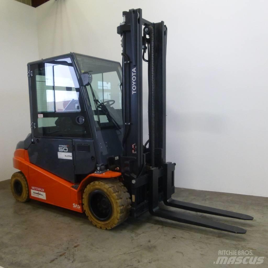 Toyota 8FBMT50 Electric forklift trucks