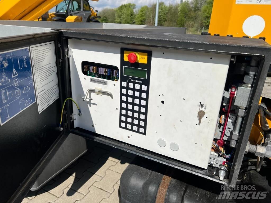 Ruthmann TBR 220 Truck mounted platforms
